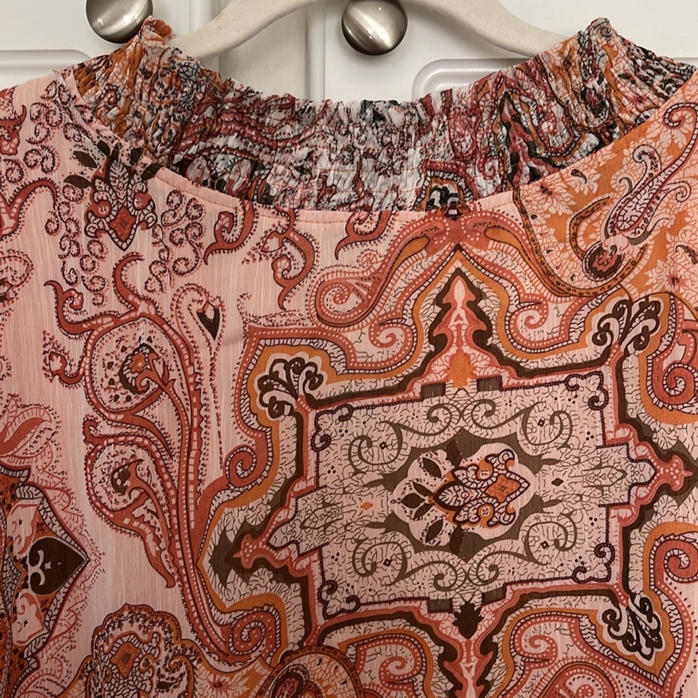 HAYDEN LA Paisley Print Blouse